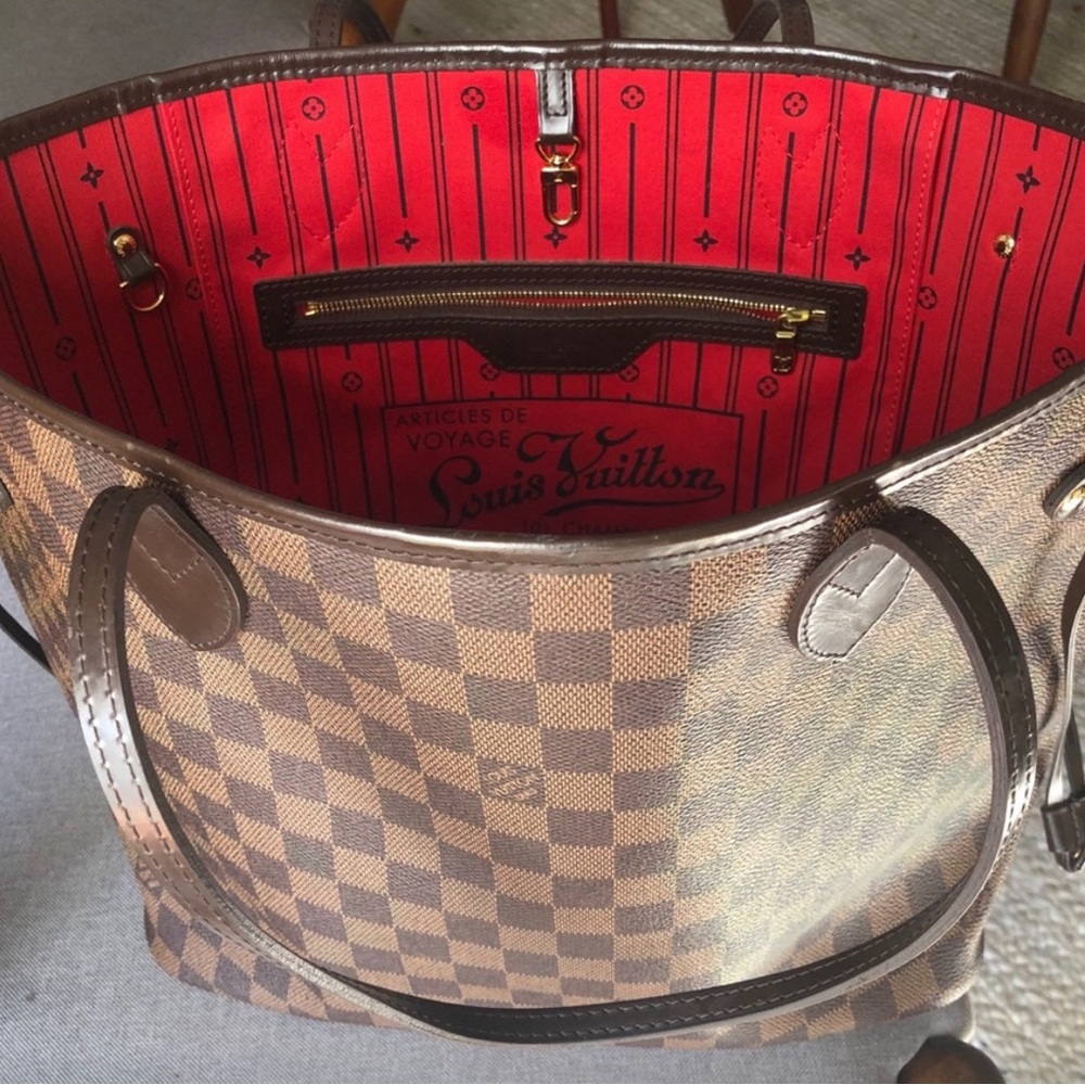 Authentic LV Neverful MM in stunning condition! Make me an offer! - Picture 3 of 3